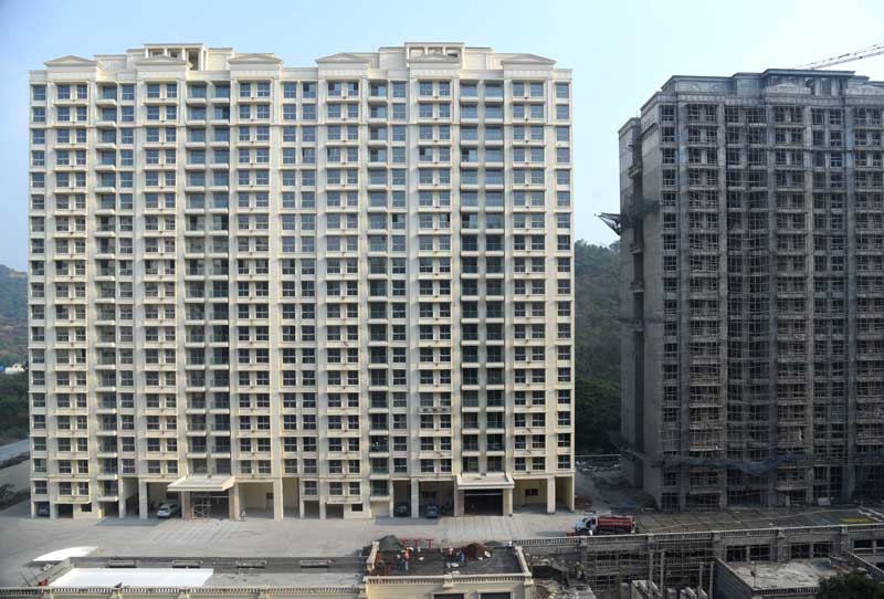 Castle Rock- 2 BHK Flats / Apartments for Sale in Powai, Mumbai